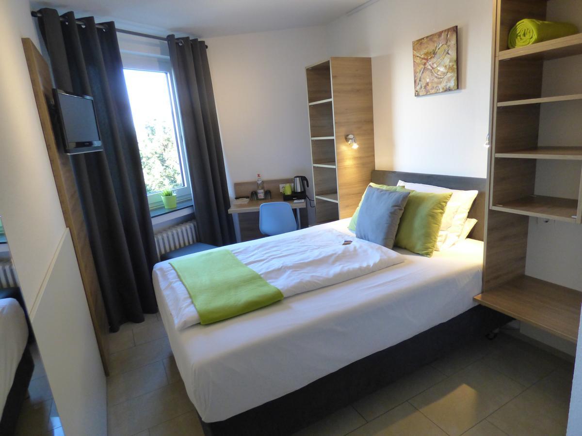 Zimmer mit Queensize-Bett