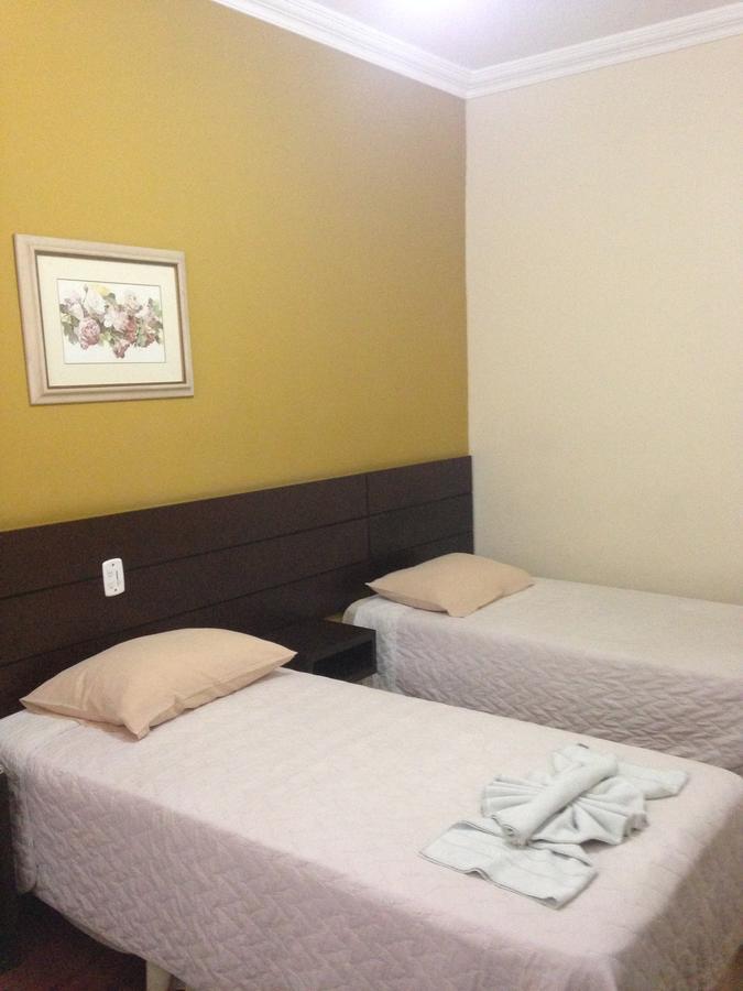 Quarto Duplo
