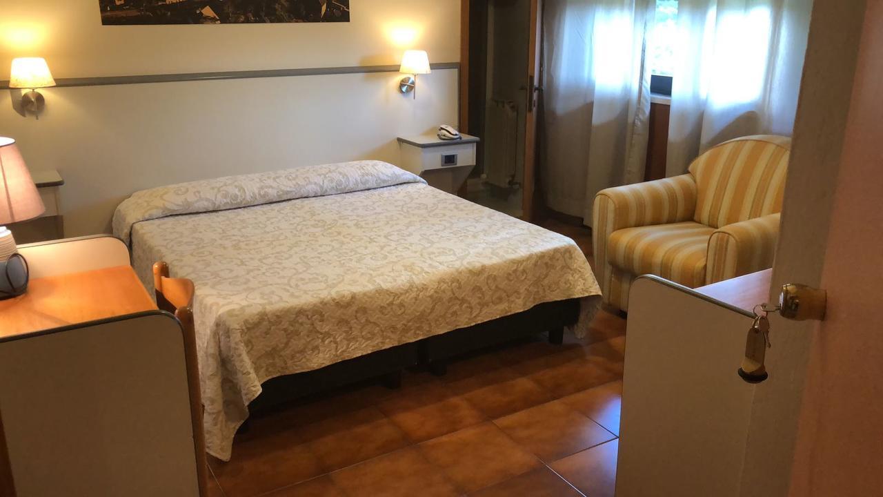 Double Room,663930501:JPEG