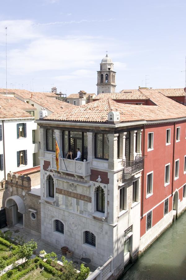 Junior Suite with Grand Canal View