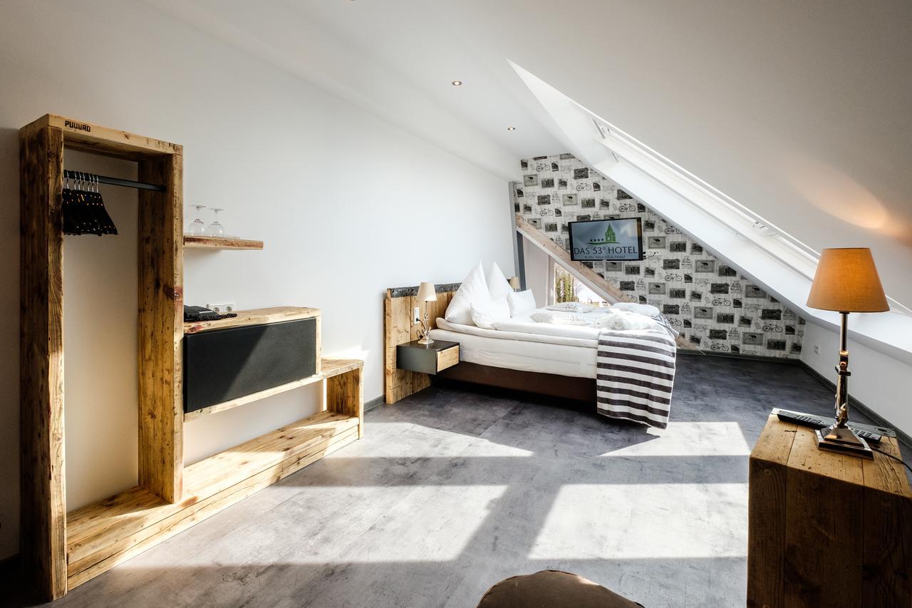 Comfort Doppel- oder Zweibettzimmer mit Seeblick