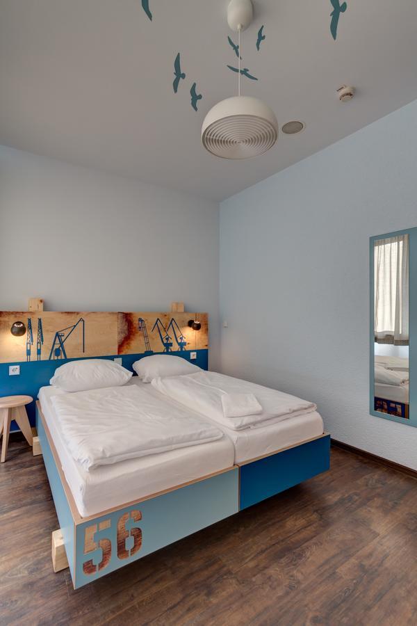 Twin Room,644433093:JPEG