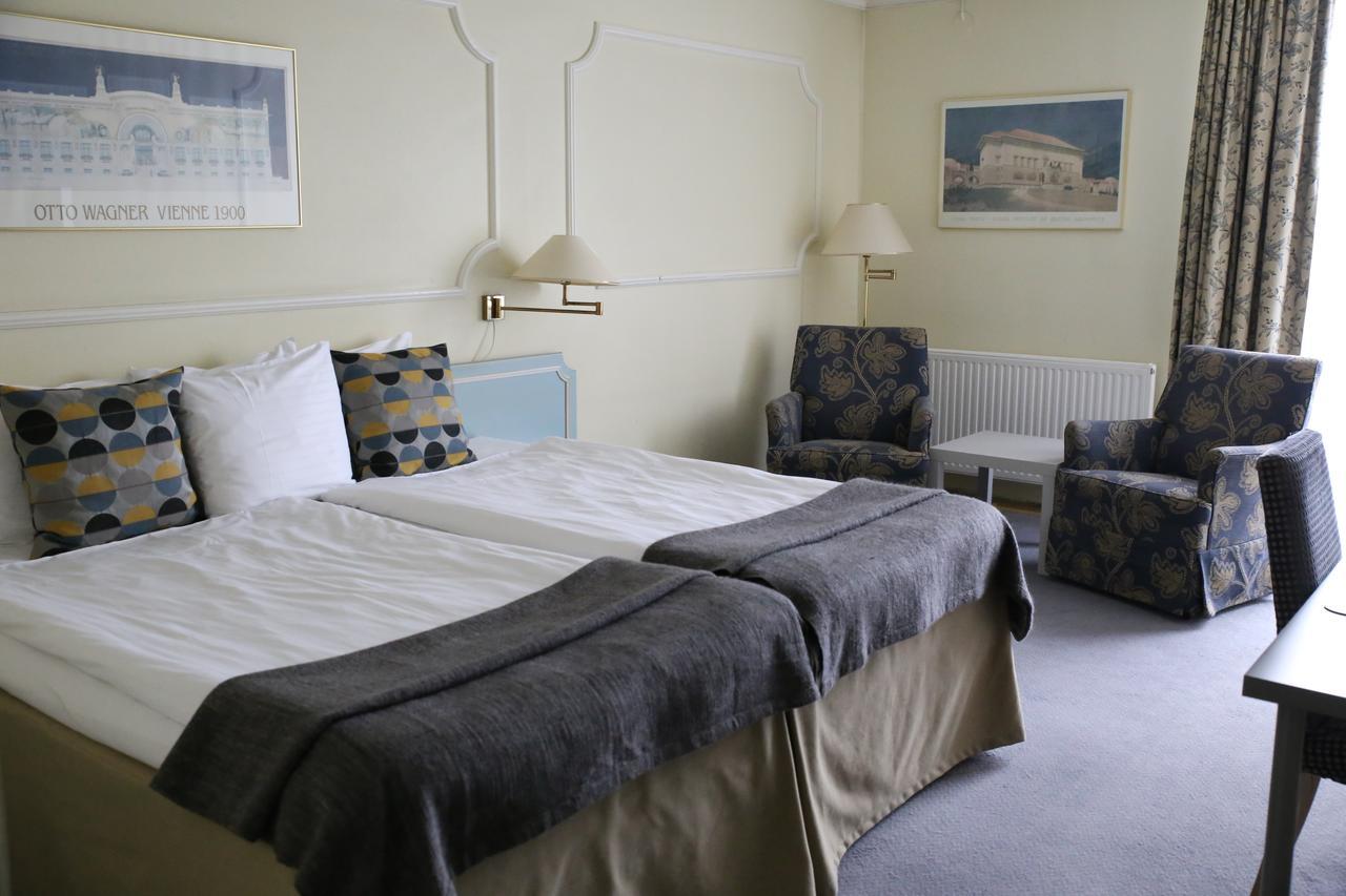 Chambre Lit Queen-Size Économique