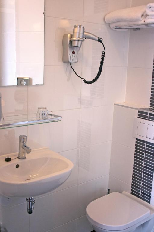 Budget Twin Room Souterain,65819101:JPEG