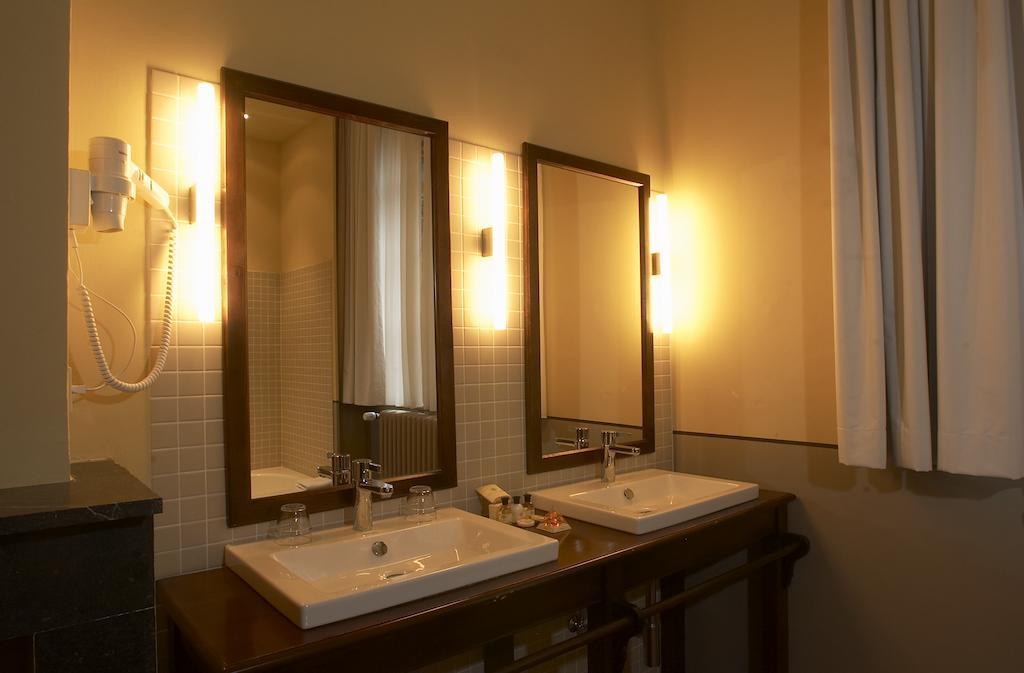 Superior Room,280563981:JPEG