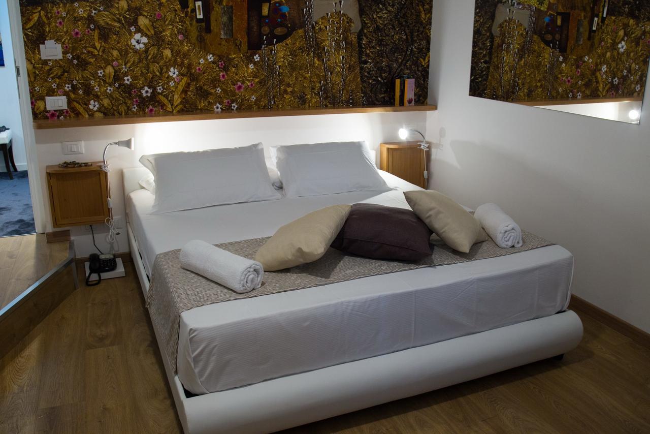 Chambre Lit King-Size avec Baignoire Spa