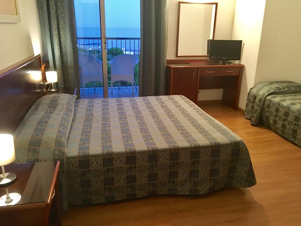 Familiekamer met Balkon (2 Volwassenen + 1 Kind)