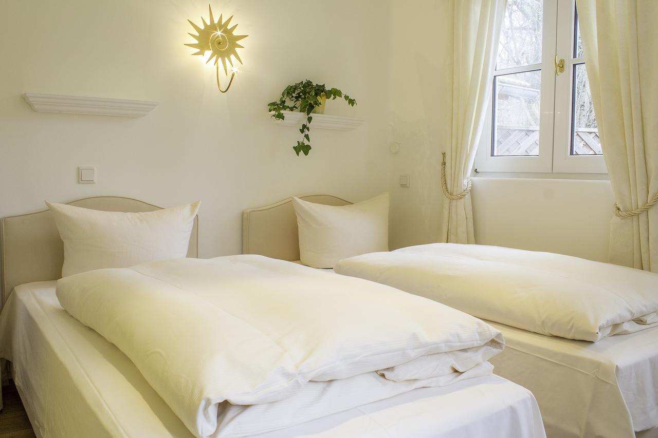 Double Room,6897494:JPEG
