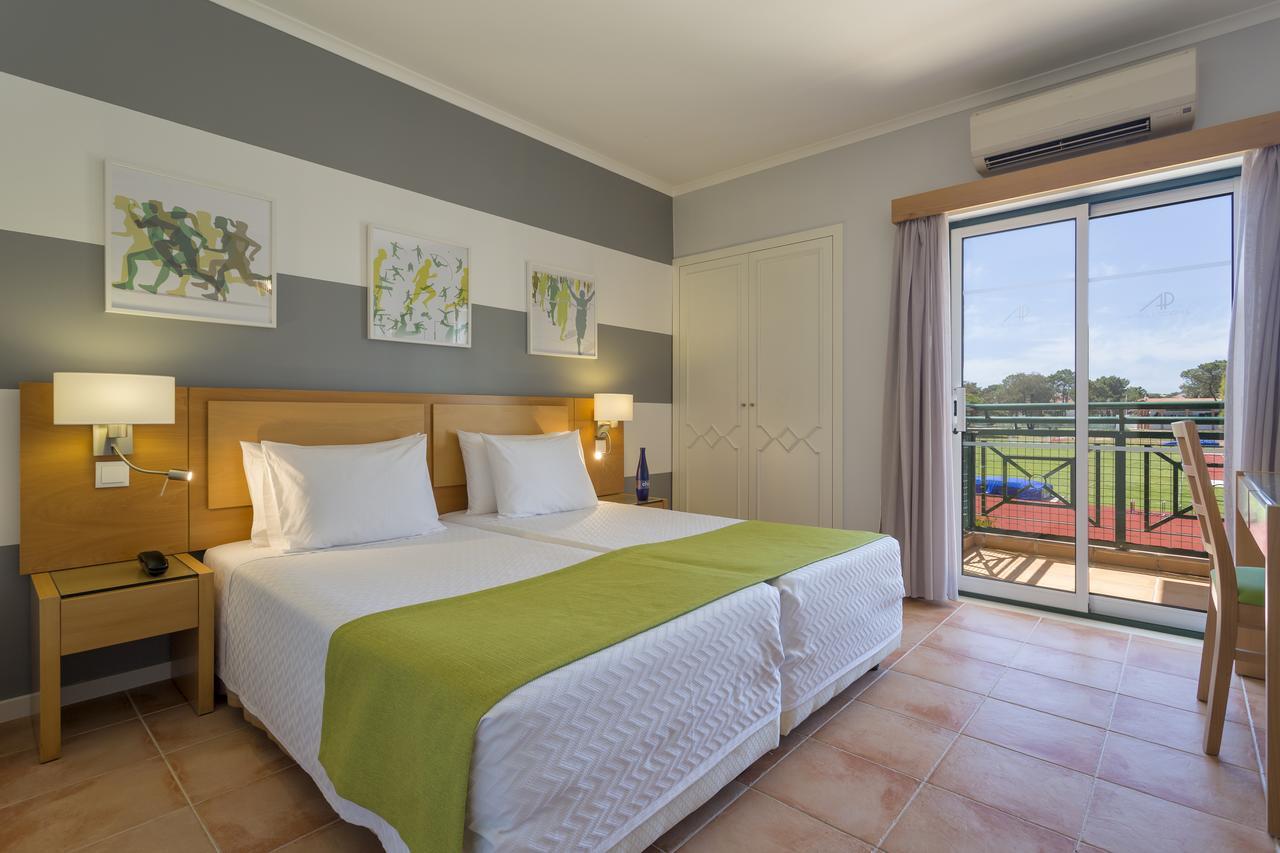 Apartamento com 1 Quarto (2 Adultos + 2 Crianças)