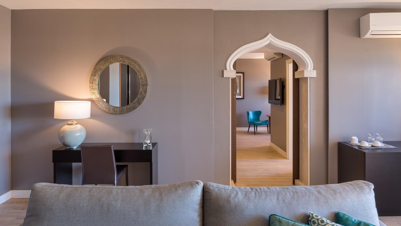 Suite met zijdelings uitzicht op zee