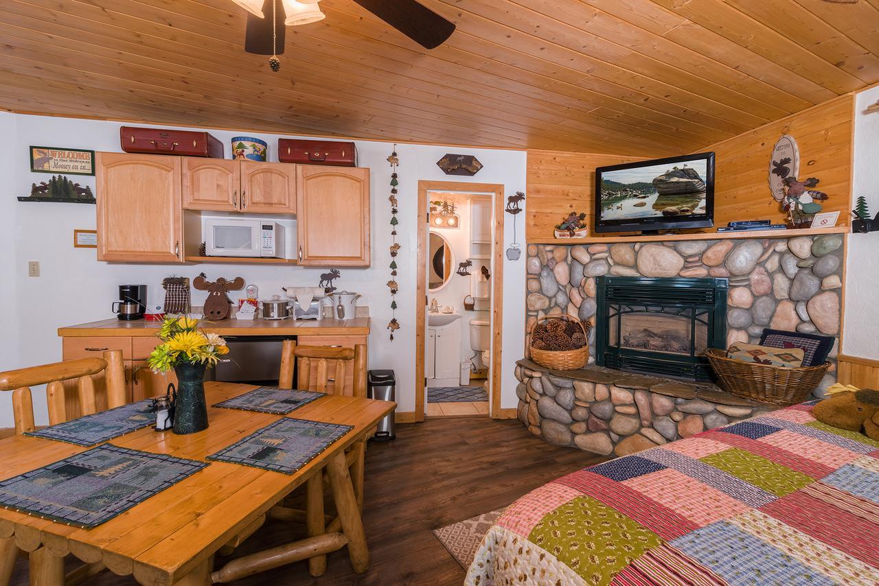 Family Room with King and Queen Bed  - The Moose Lodge