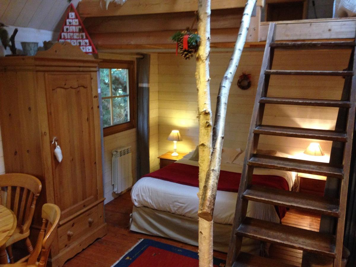 Cottage,664849503:JPEG