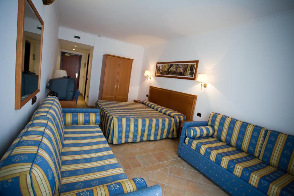 Family Junior Suite,1216349962:JPEG