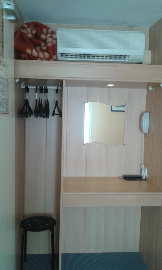 Chambre Familiale (2 Adultes + 1 Enfant)