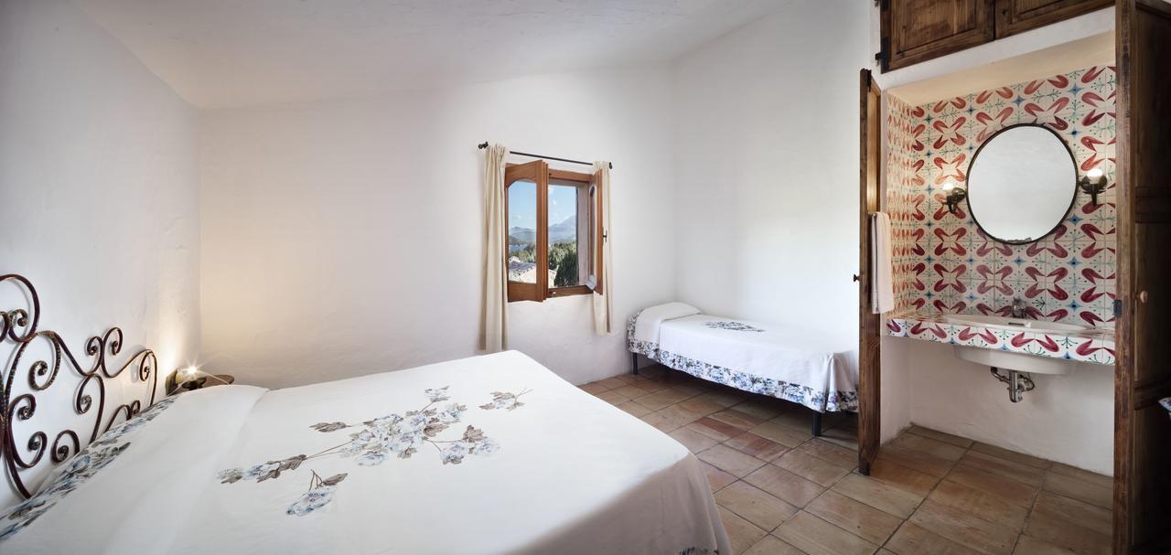 Two-Bedroom Apartment - Split Level