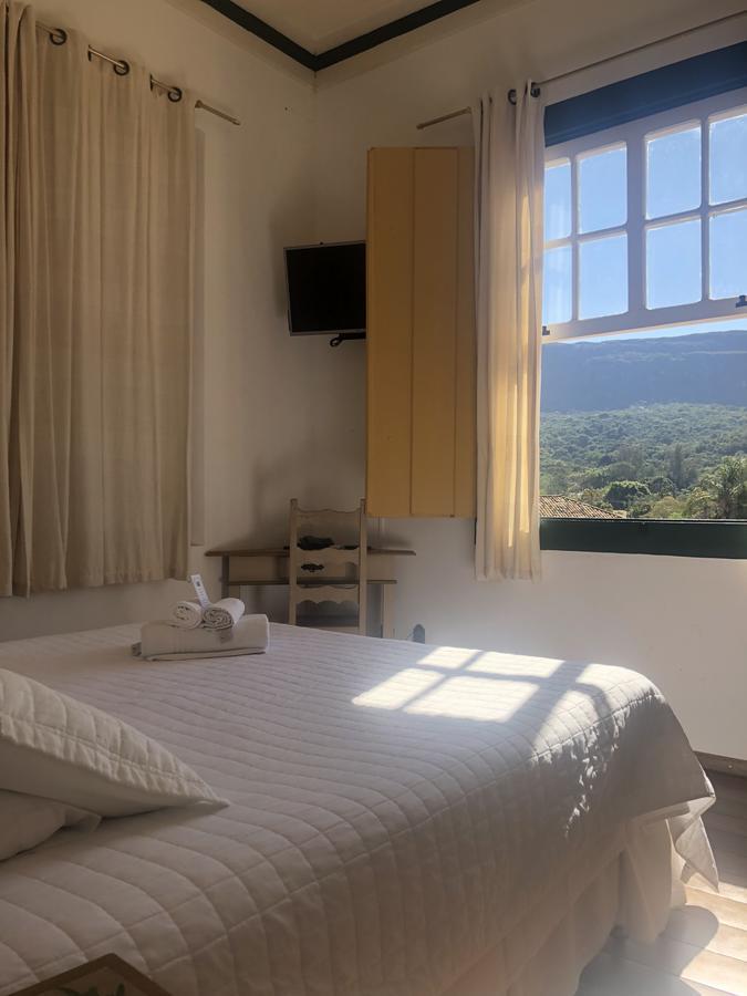 Quarto com Cama de Casal ou 2 de Solteiro