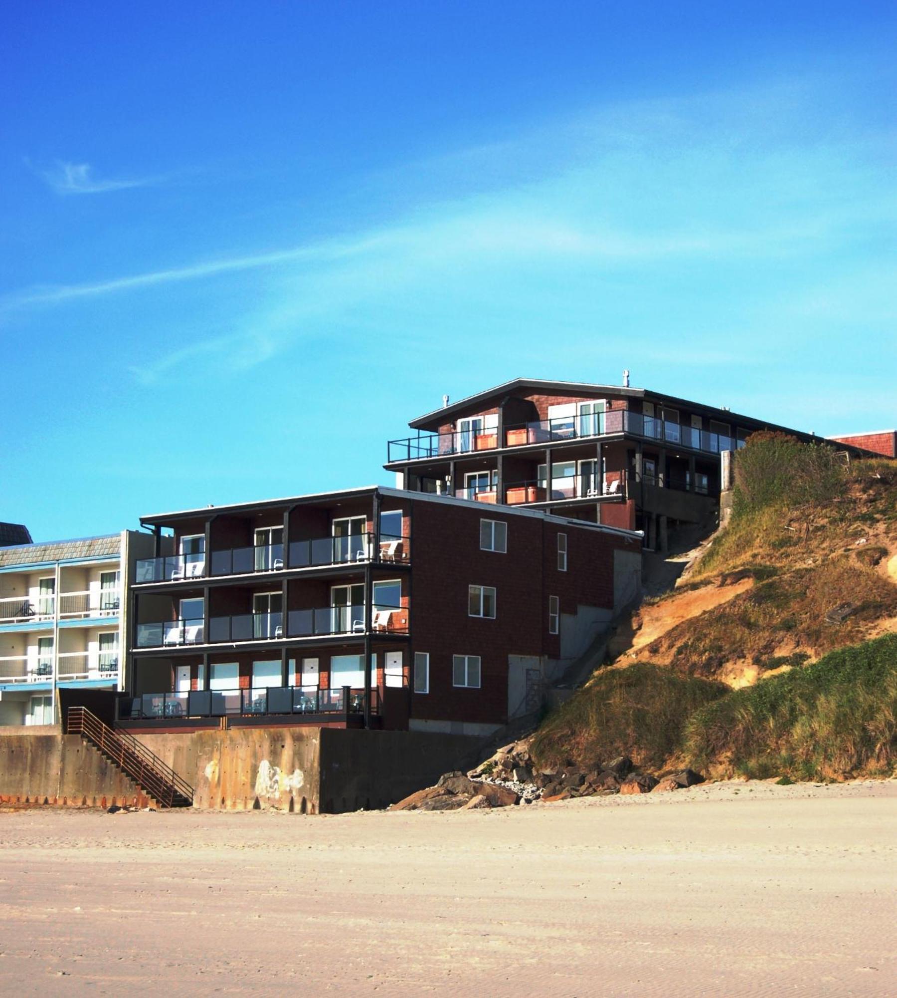 Limited Oceanview Fireplace "Waves" room,677393079:JPEG