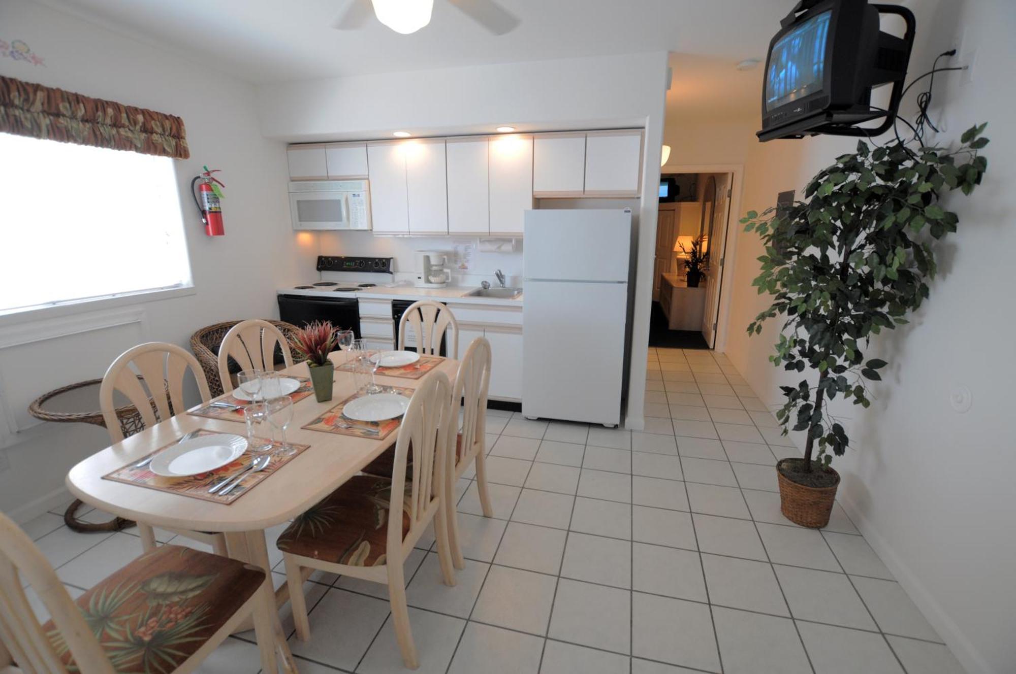 Deluxe Two-Bedroom Apartment,813444558:JPEG