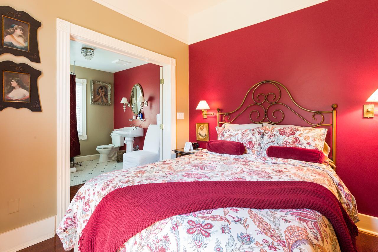Bordello Room