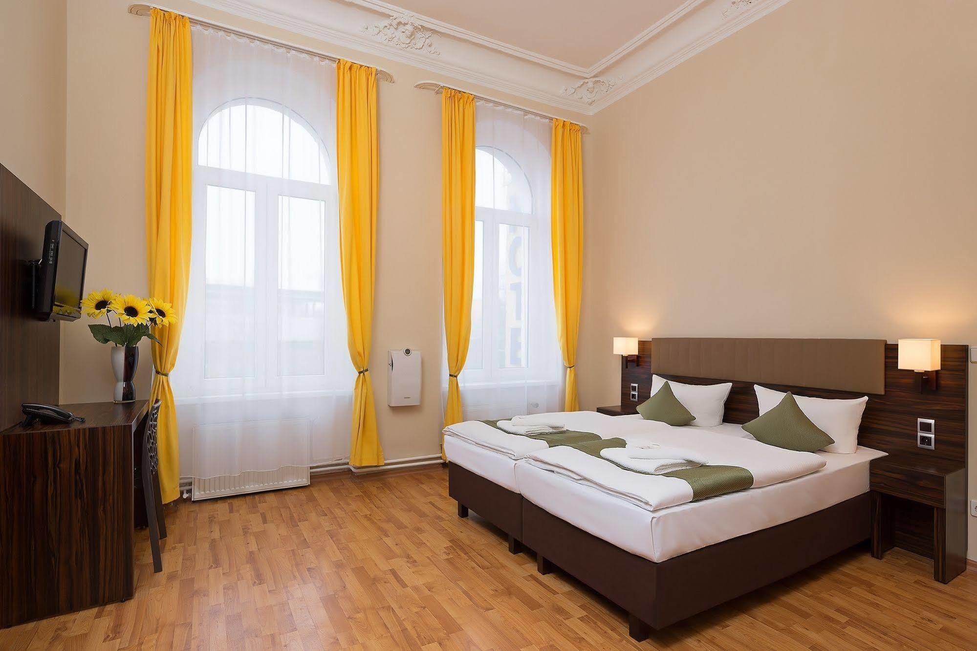 Chambre Double ou Lits Jumeaux