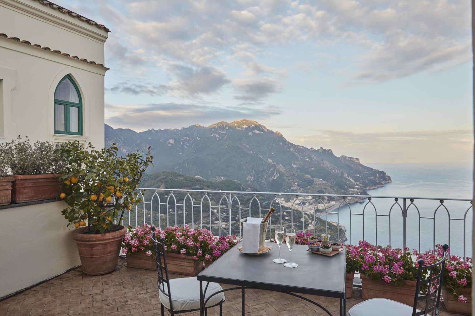 Superior Junior Suite with Garden and Sea View,1279821085:JPEG