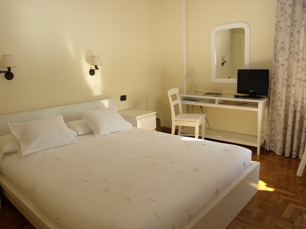 Double or Twin Room,1580478587:JPEG