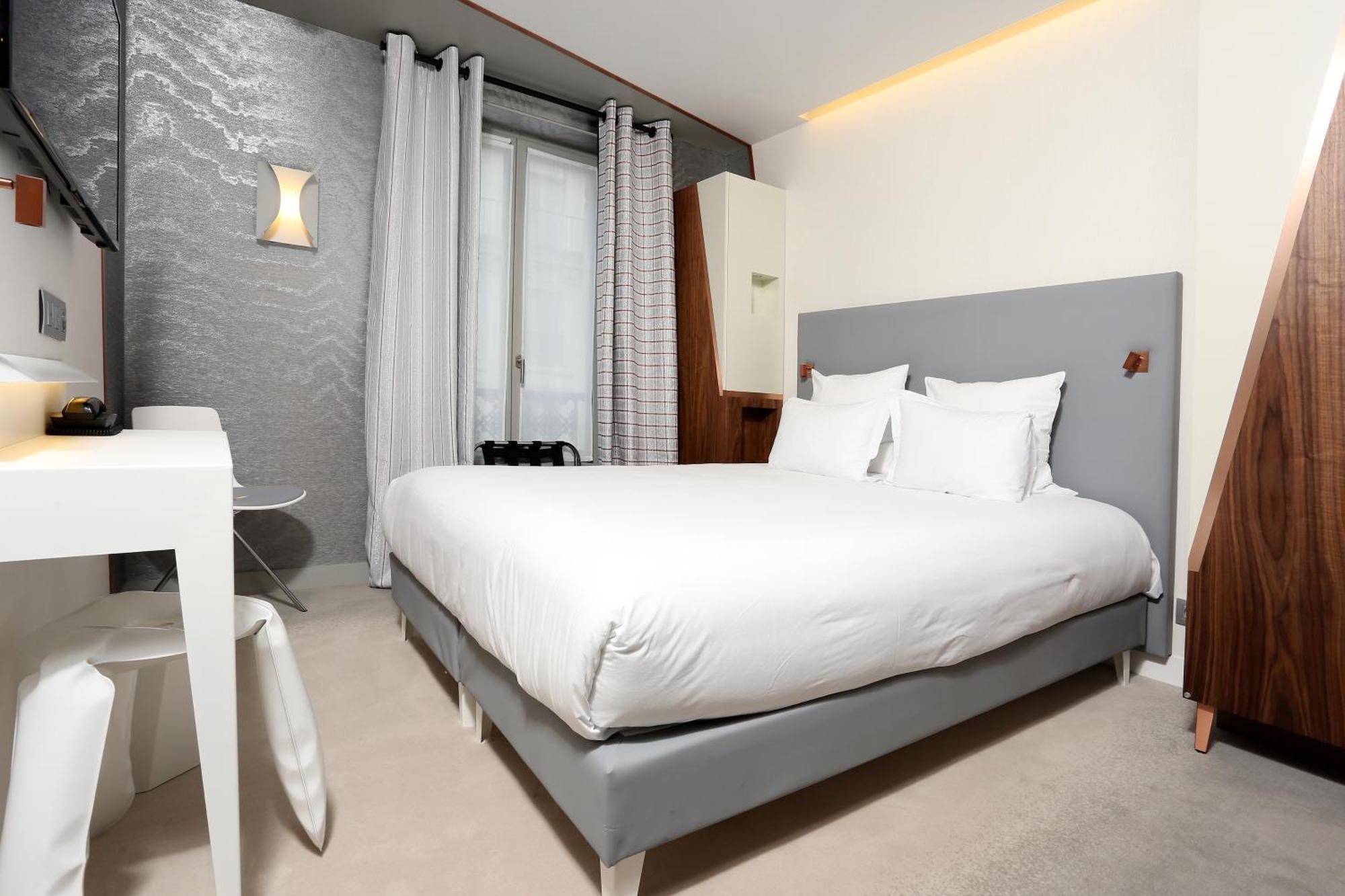 Quarto Pequeno Individual Deluxe
