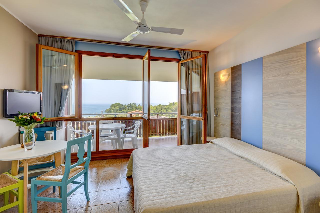 Doppelzimmer mit Balkon oder Terrasse – keine Küche