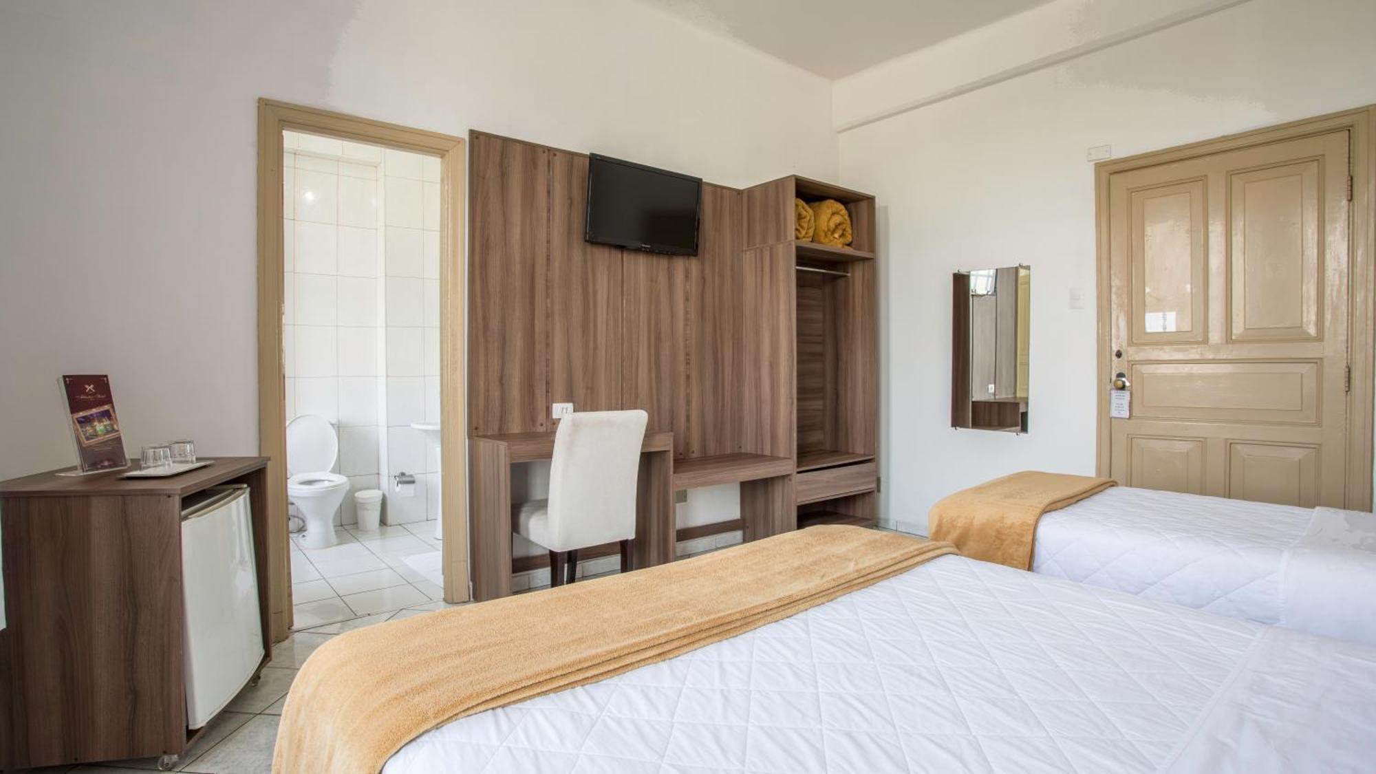 Suíte de 2 Quartos com Vista do Mar (4 Adultos)