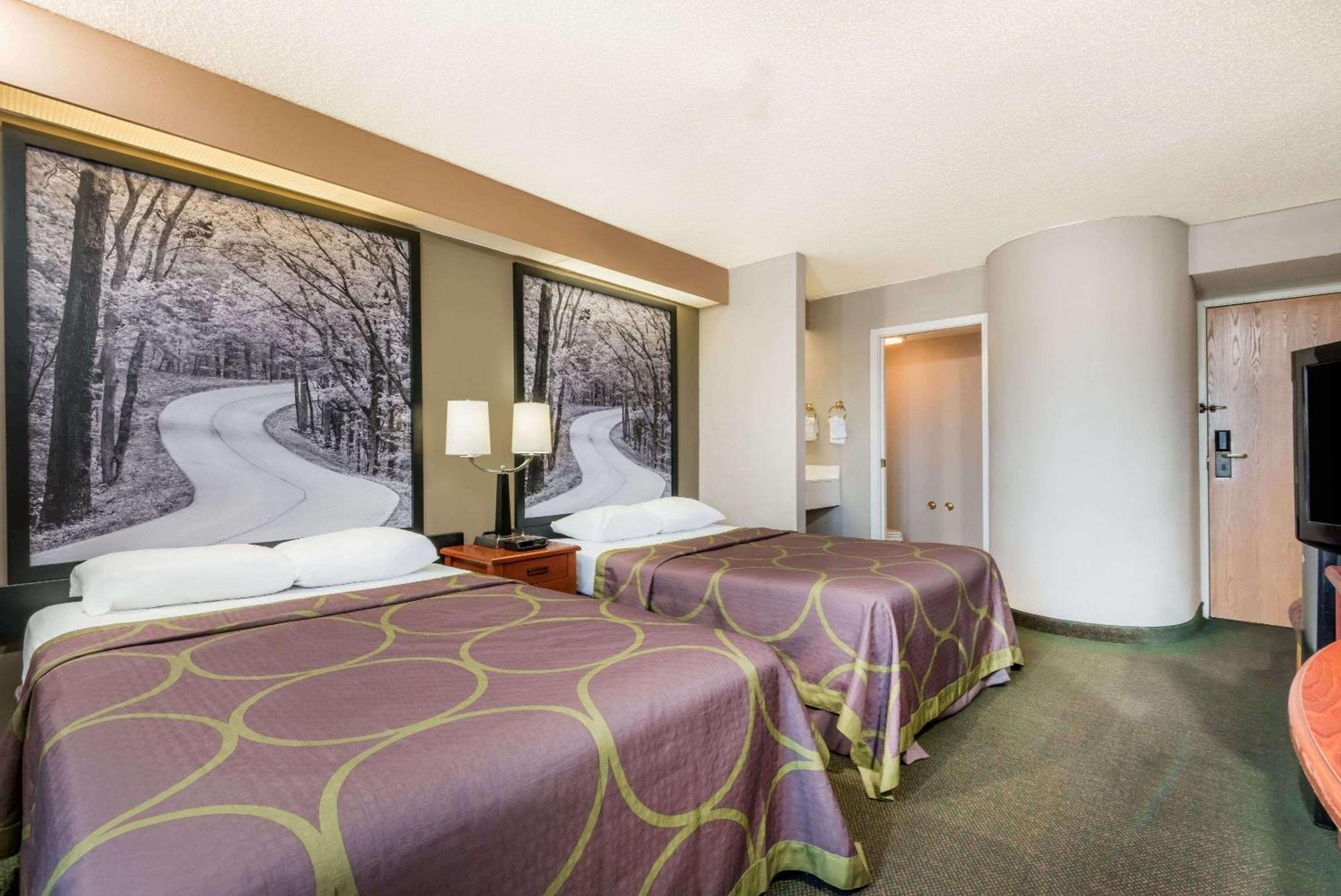 Double Room with Two Double Beds - Non-Smoking