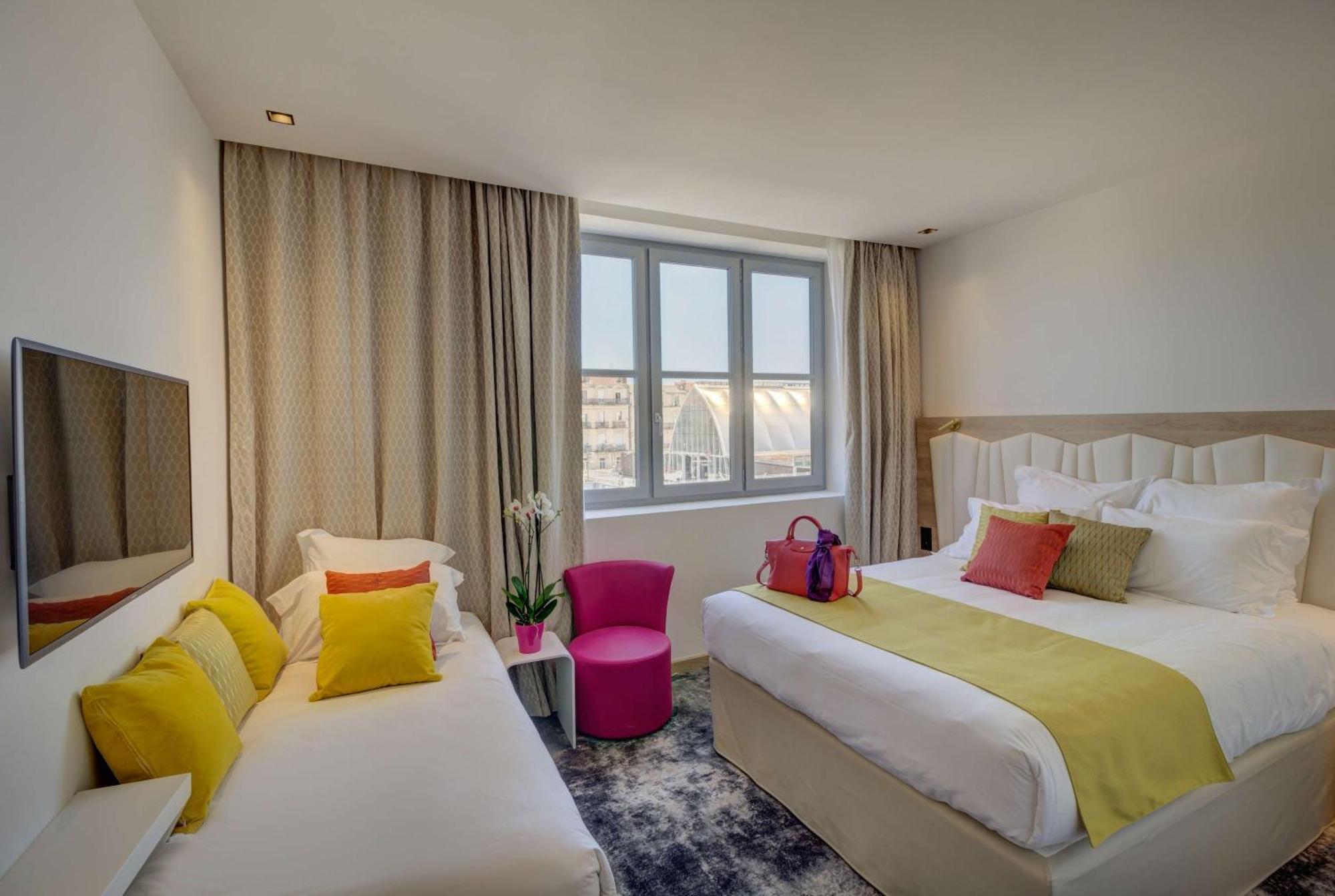 Family Queen Room