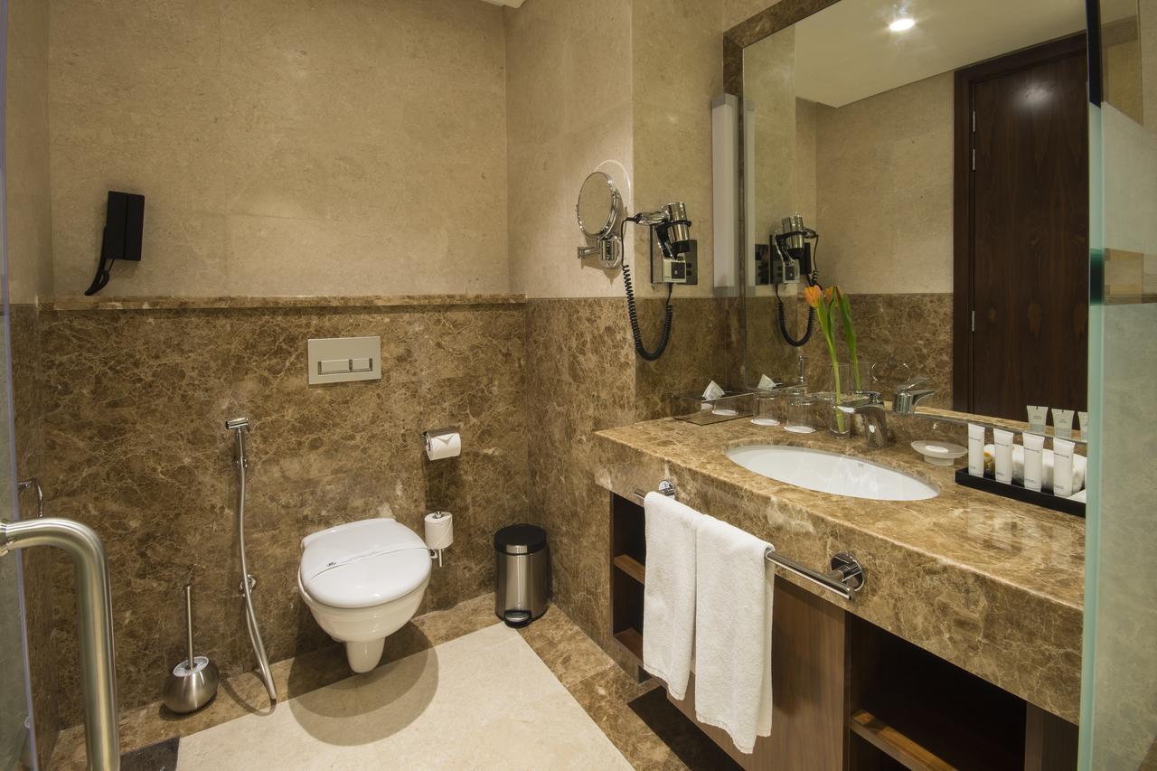Standard Room transfers to the beach selected malls & on F&B & Spa,1148749012:JPEG