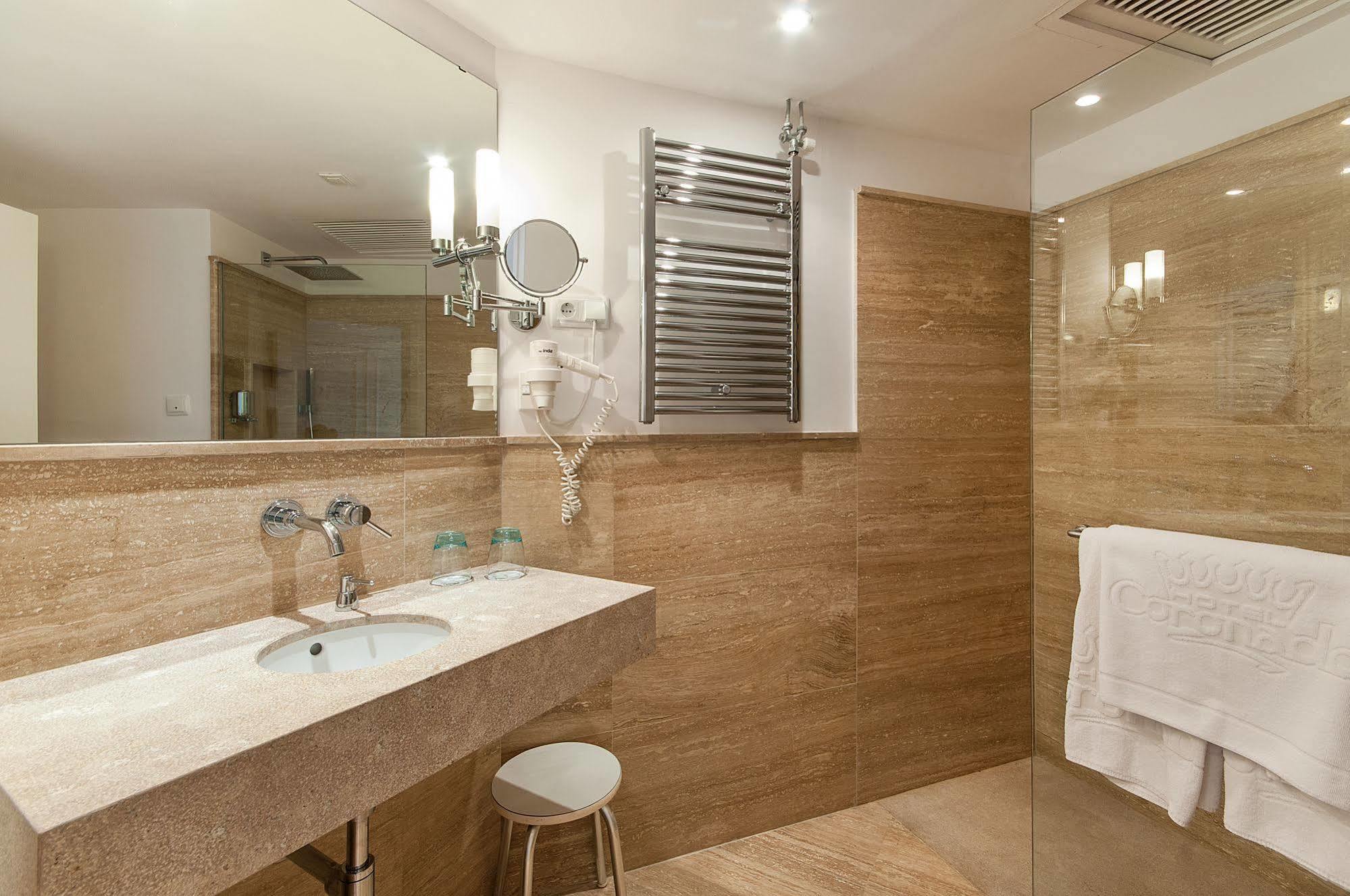 Superior Zimmer mit Balkon und Meerblick – Zugang zum Spa inbegriffen