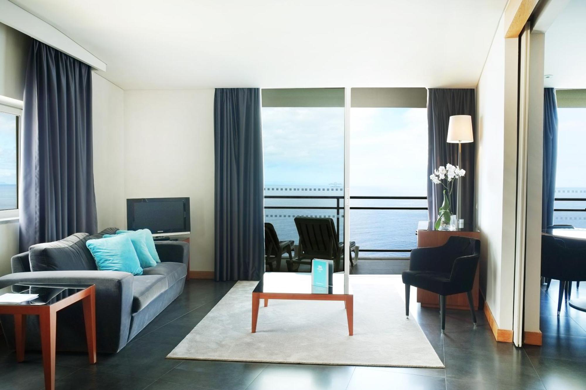 Master Suite with Sea View,1274442145:JPEG