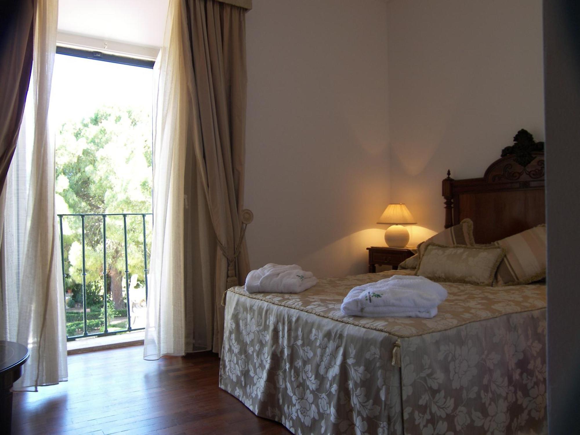 Quarto Duplo ou Twin Superior com Vista Jardim