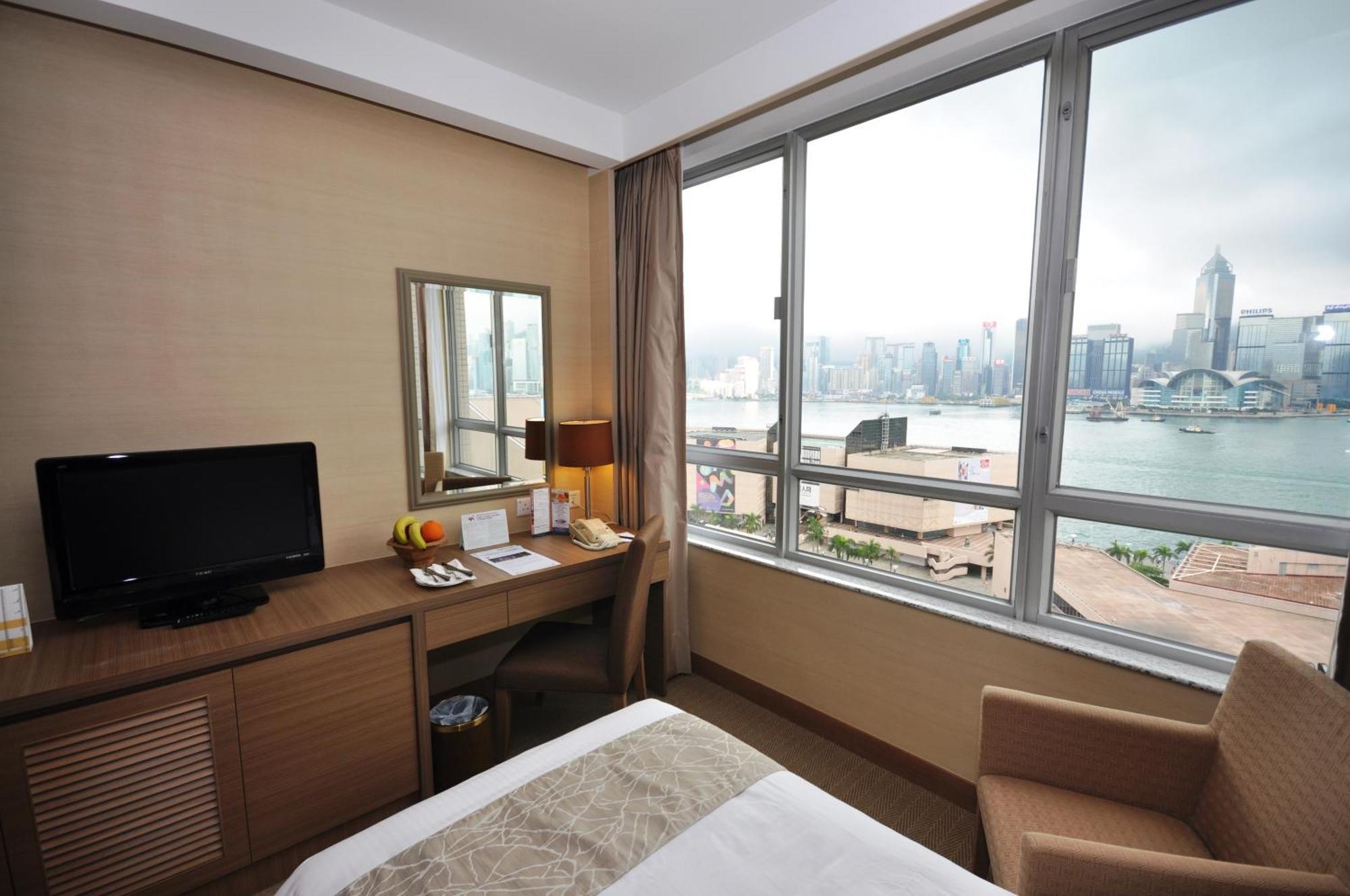 Zimmer mit Queensize-Bett oder Zweibettzimmer mit Hafenblick