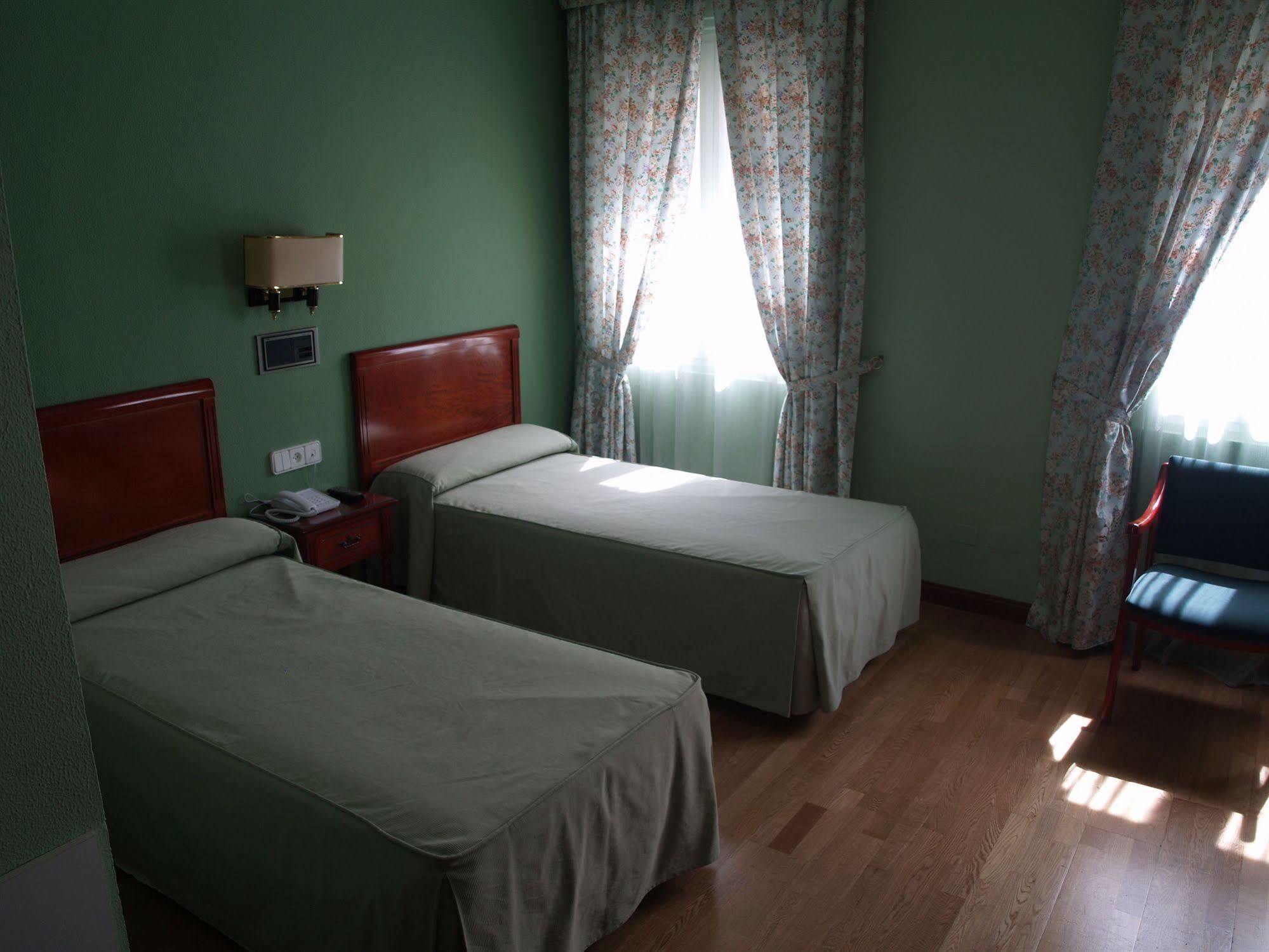 Chambre Double ou Lits Jumeaux