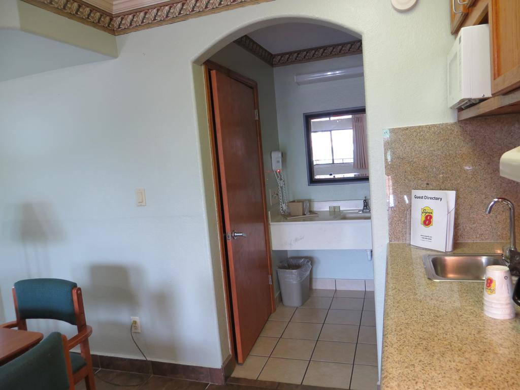 King Room with Kitchenette