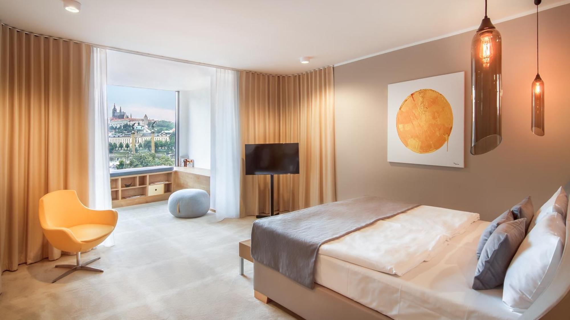 Deluxe Doppel- oder Zweibettzimmer mit Blick auf die Burg