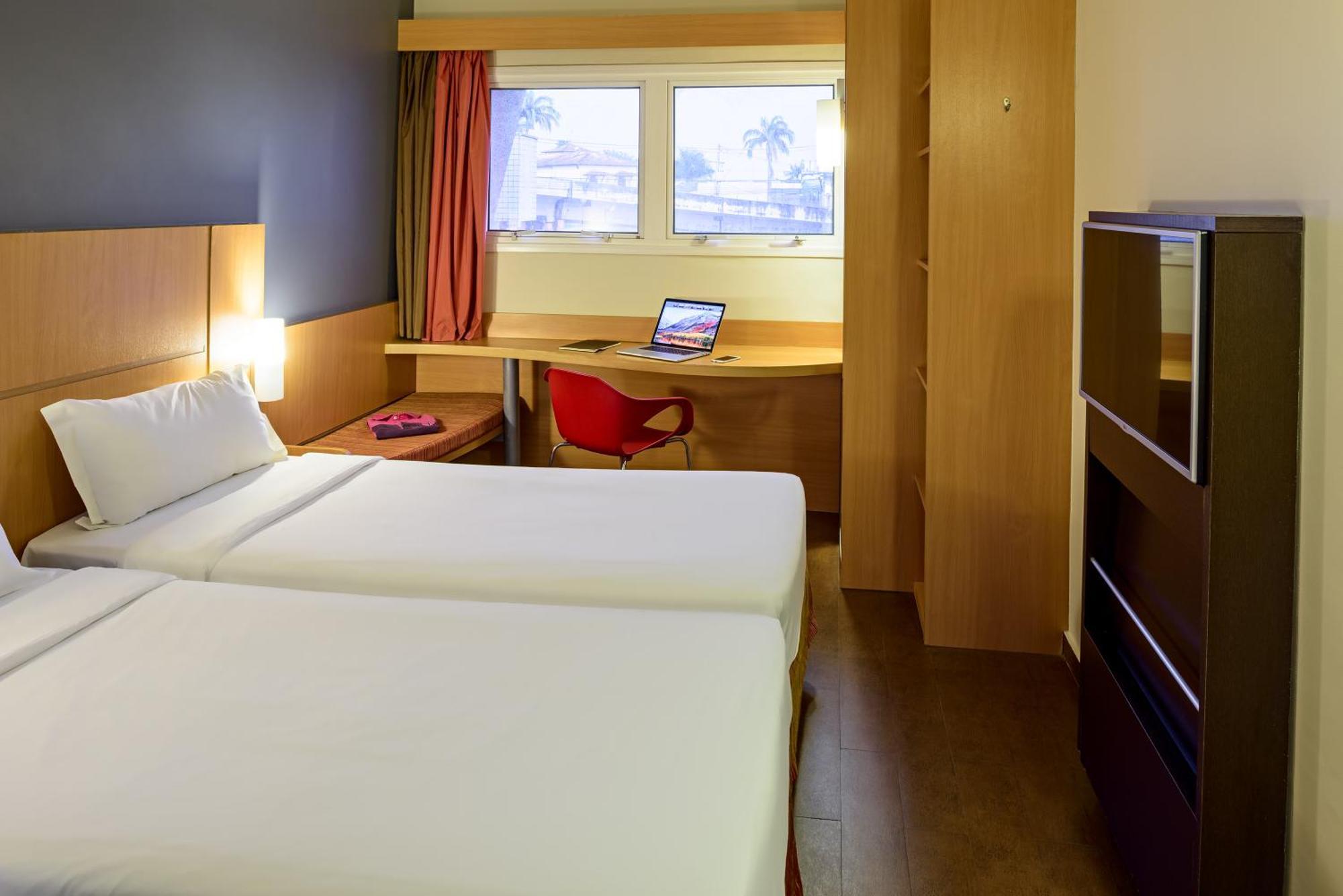 Quarto Standard com 2 Camas de Solteiro
