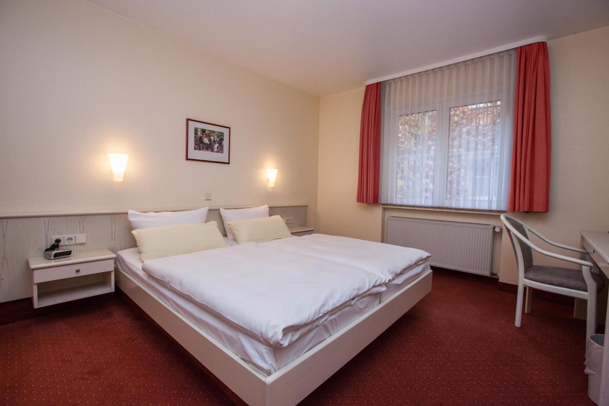 Comfort Tweepersoonskamer met Uitzicht op Binnenplaats