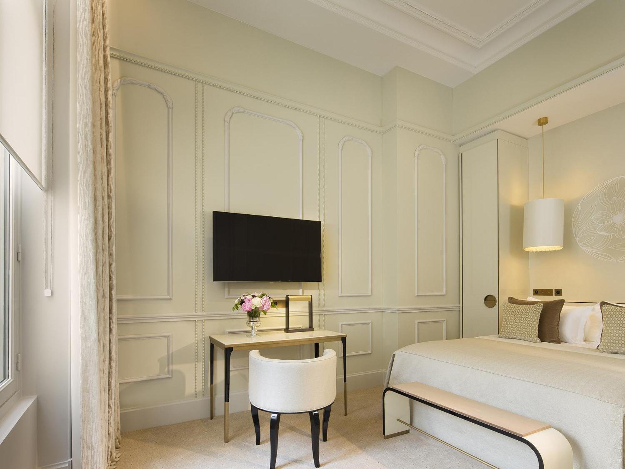 Junior Suite with living room,434741826:JPEG