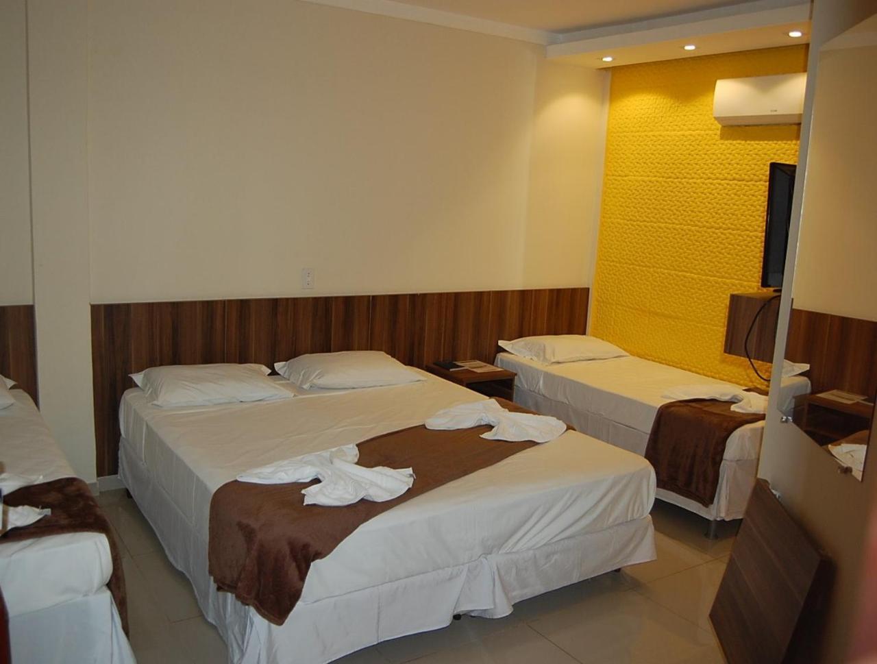 Family Room,716177935:JPEG