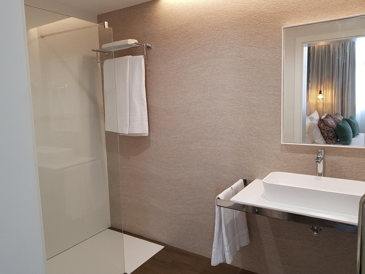 Standard Double or Twin Room,1154056023:JPEG