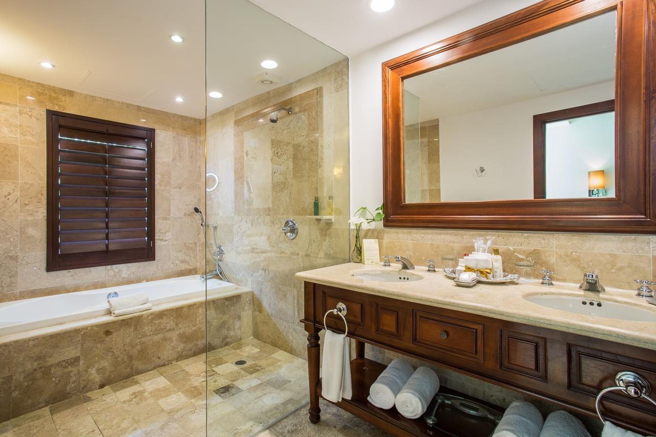 Preferred Club Junior Suite Ocean Front Double