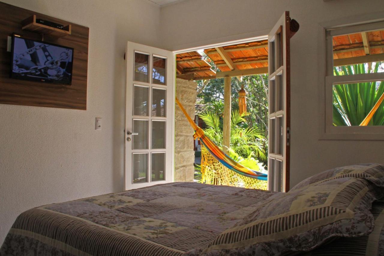Suíte com Vista do Jardim