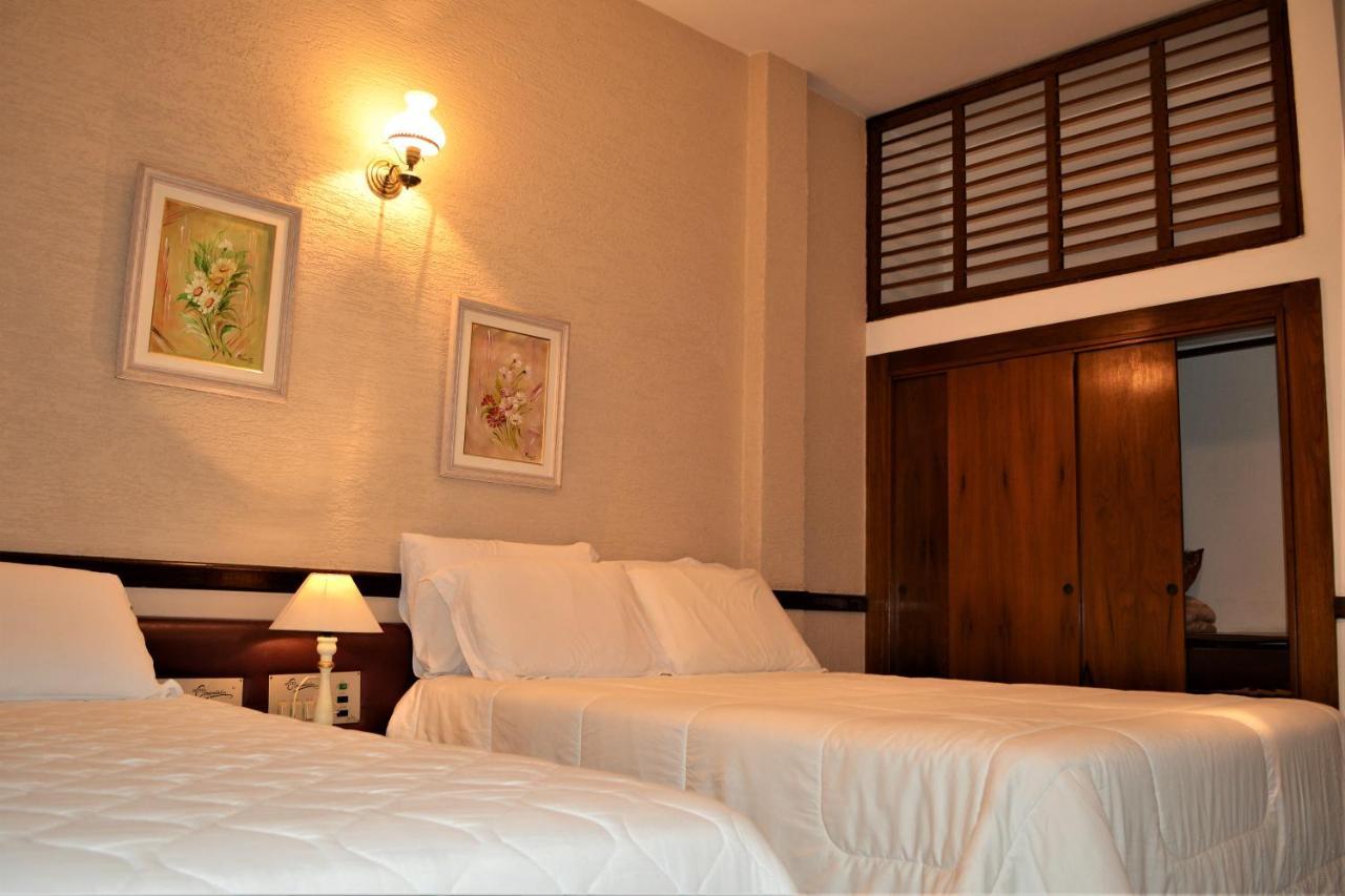 Quarto Triplo Luxo
