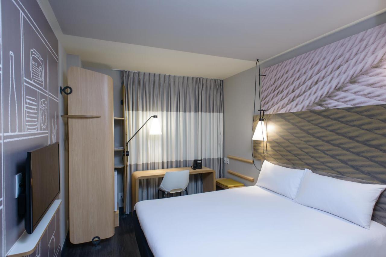 Quarto Duplo Standard