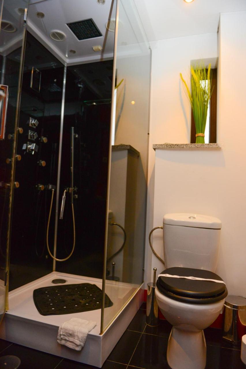 Apartamento com 3 Quartos (6 Adultos)