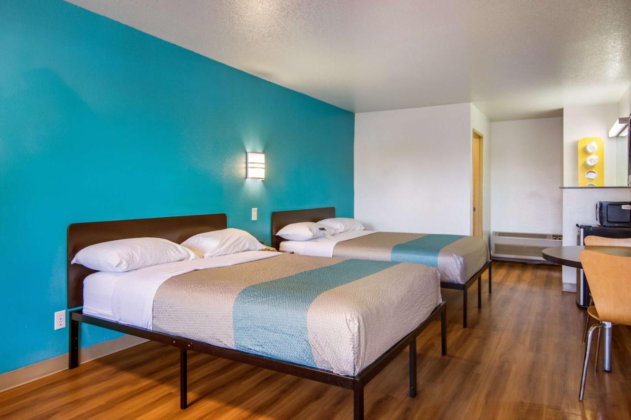 Chambre Deluxe avec 2 Lits Queen-Size - Fumeurs